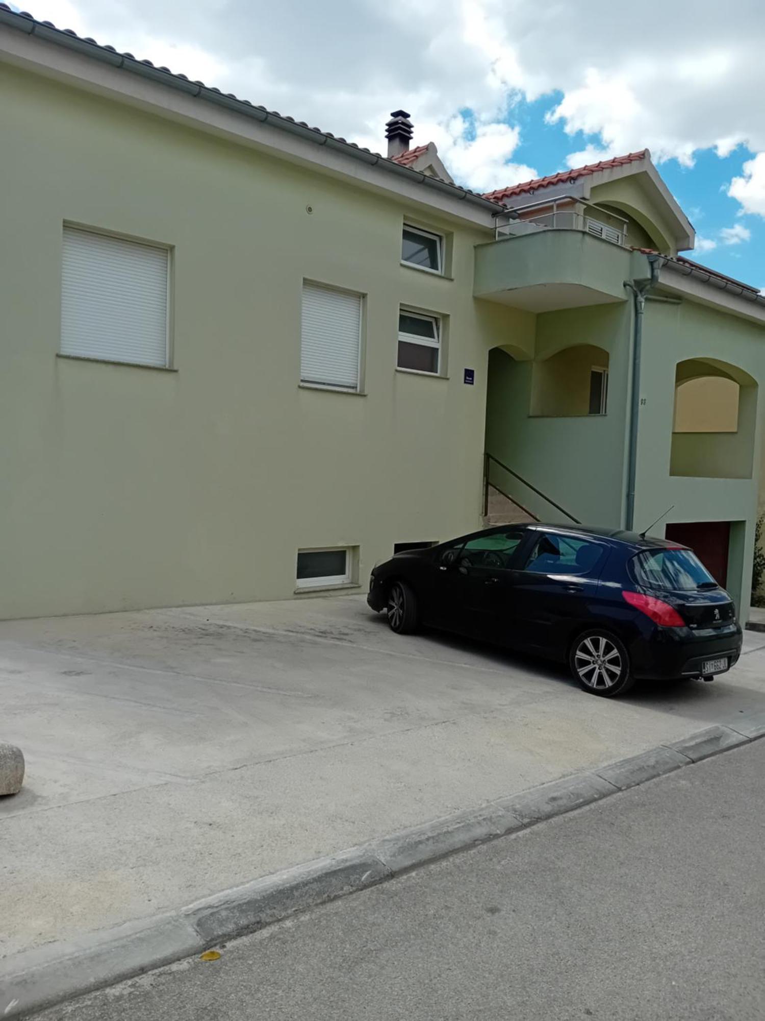 Apartman Tutti 希贝尼克 外观 照片